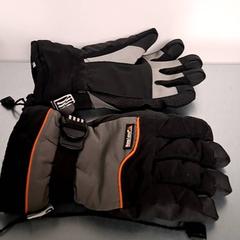 Gloves, as reported by Keolis Lund using iLost