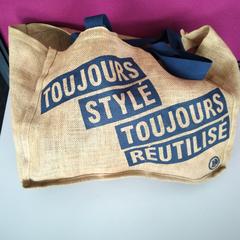 Sac, a été signalé par Twisto utilisant iLost