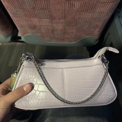 Roze tasje, iLost에 보고됨