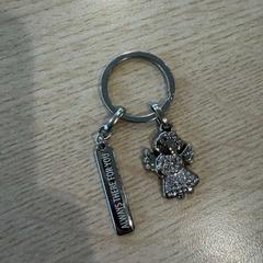 Brelok, zgłoszono przez Van Heugten Tours przy użyciu iLost