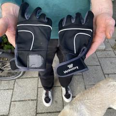 Handschoenen Walfort, come riportato a iLost