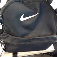 Backpack, as reported by EBS Tramplein using iLost