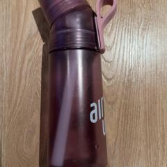 Botella, ha sido reportado por Van der Valk Hotel Eindhoven - Best con iLost