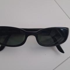 Sunglasses, segundo informou a iLost