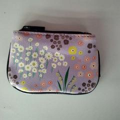 Clutch bag, as reported by Twisto using iLost