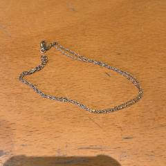 Bracelet, as reported by Pathé Ede using iLost