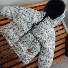 Veste bébé Fleurs polaire, a été signalé par IKEA Mulhouse utilisant iLost