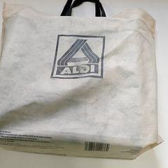 Tas - Draagtas، كما تم الإبلاغ عنه بواسطة Centraal magazijn عبر iLost