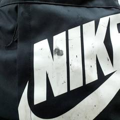 İLost kullanarak Centraal magazijn tarafından bildirildiği gibi Sırt çantası - zwart