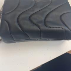 Bolsa Zwart, ha sido reportado por GVB con iLost