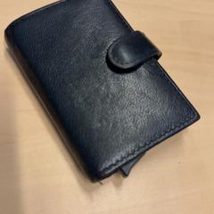 Držák karty, jak nahlášeno RET pomocí iLost