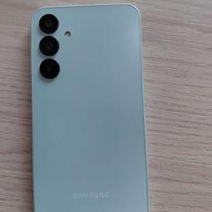 Gsm Blauw-groen Samsung, gisa salatu by Regio Oost-Vlaanderen iLost erabiliz