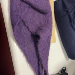 Shawl Paars, as reported by Koninklijk Theater Carré using iLost