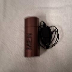 Perfume & Charger, as reported by Grand Hotel Amrâth Amsterdam using iLost