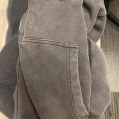 Gilet, a été signalé par Pouw Vervoer utilisant iLost