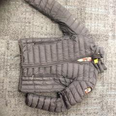 Veste, a été signalé par Breng Nijmegen utilisant iLost