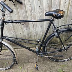 Fiets Zwart Heren gevonden Ermelo 26-9-25, iLost에 보고됨