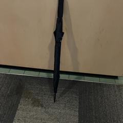 Deštník Zwart, jak nahlášeno Jaarbeurs pomocí iLost