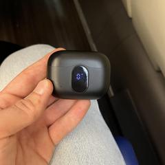 Ear buds / AirPods case, som rapporterats till iLost
