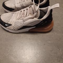 Schoenen، كما تم الإبلاغ عنه بواسطة Syntus Provincie Utrecht عبر iLost