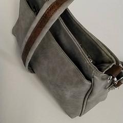 Torba - Handtas Maes, zgłoszono przez Centraal magazijn przy użyciu iLost