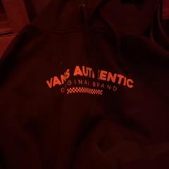 Xersei Vans authentic, segundo informou Into The Great Wide Open usando iLost