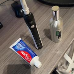 Raspall de dents elèctric, segons ha informat Van der Valk Hotel Haarlem mitjançant iLost