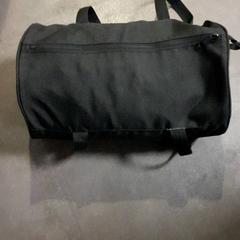 주말 가방, iLost를 사용하여 Connexxion Hoeksche Waard Goeree Overflakkee에 보고됨