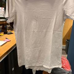 T-shirt, gemeldet von Amsterdam ID Aparthotel über iLost