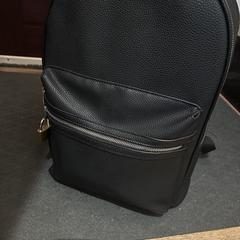 Black backpack, iLost'a bildirildiği gibi