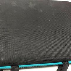 Laptop táska - Jantafi, amint azt Centraal magazijn az iLost segítségével jelentette.