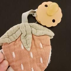 Titia met koord, gisa salatu by IKEA Wilrijk iLost erabiliz