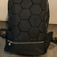 Mochila BALR t.n.v. Ligeon, segundo informou Gemeente Amsterdam usando iLost