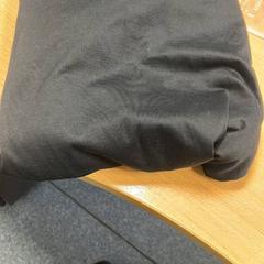 Camisa T-shirt, segons ha informat Sheraton Brussels Airport Hotel mitjançant iLost