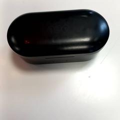 Airpods fodral, rapporterat av Arriva Limburg Zuid med iLost