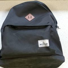 İLost kullanarak Centraal magazijn tarafından bildirildiği gibi Sırt çantası Turnkledij - Hanne