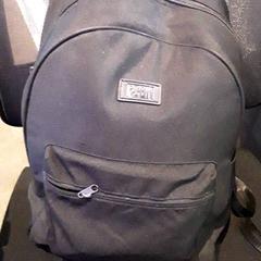 Mochila, segundo informou EBS Tramplein usando iLost