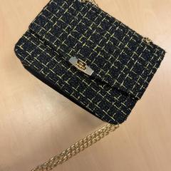 Damestasje, iLost를 사용하여 RET에 보고됨