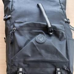 حقائب الظهر والحقائب النهارية، كما تم الإبلاغ عنه بواسطة Arriva West-Brabant عبر iLost