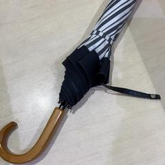 Umbrella, as reported by IKEA渋谷 using iLost