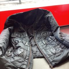 Jacket Black, zoals gemeld door MEININGER Hotel Salzburg City Center met iLost