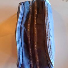 Bag Groote toilet tas, som rapportert av Familiepark Drievliet ved bruk av iLost