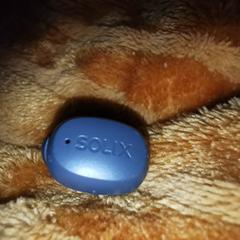 Gray earbud SOLIX, come riportato a iLost