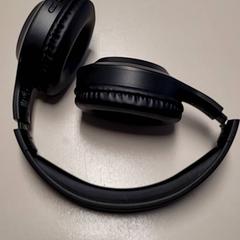 Hörlurar, rapporterat av Connexxion Haarlem IJmond med iLost