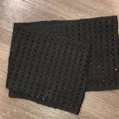 Shawl Zwart, as reported by Libéma Beurzen en Evenementen using iLost