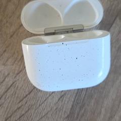 Øreproppholder Apple, som rapportert av RRReis IJssel-Vecht Lelystad ved bruk av iLost