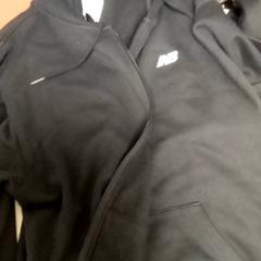 Veste Black NB vest, come riportato da Mövenpick Hotel Amsterdam City Centre utilizzando iLost