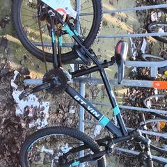 Gyermek kerékpár btwin, amint azt Stadswerk072 az iLost segítségével jelentette.