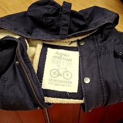 Jakke Harris Wilson, som rapportert av IKEA Nice Saint Isidore ved bruk av iLost