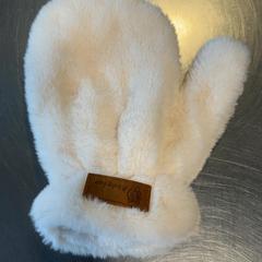 Luvas Handschoen Wit, segundo informou Burgers' Zoo usando iLost